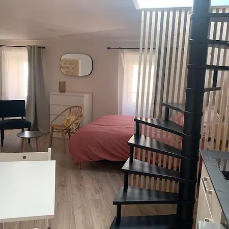 Studio Centre Avec Terrasse Toit