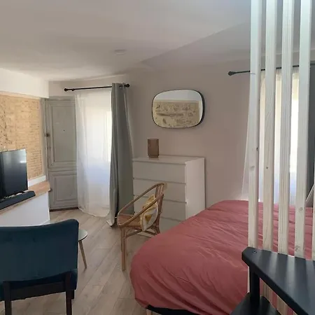 Appartement Studio Centre Avec Terrasse Toit